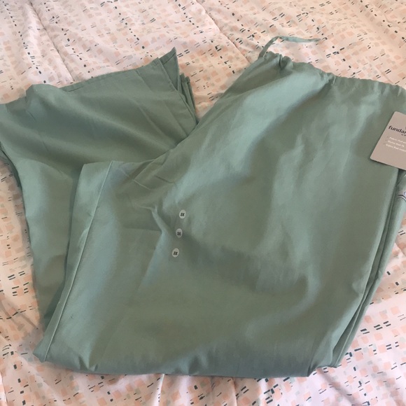 White Swan 3XL Drawstring Flare Leg Scrub Pants. - Picture 7 of 12